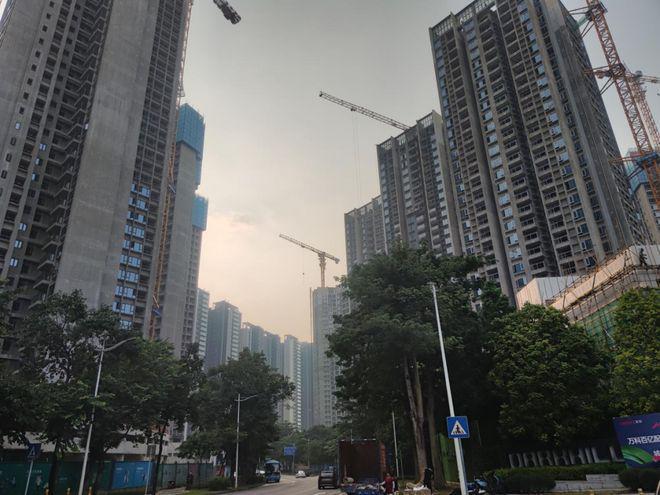 球速体育：深圳新房【凤鸣水岸花园】怎么样？能买吗？专业人士这样评价的!(图2)