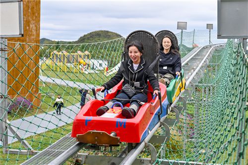 球速体育网站：文旅融合绘新景毕节市文旅产业高质量发展综述(图2)