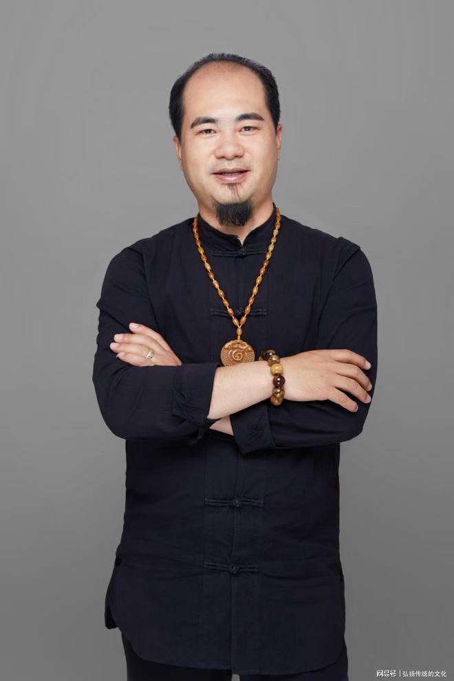 球速体育Welcome：承易先生：易学智慧的传承者(图1)