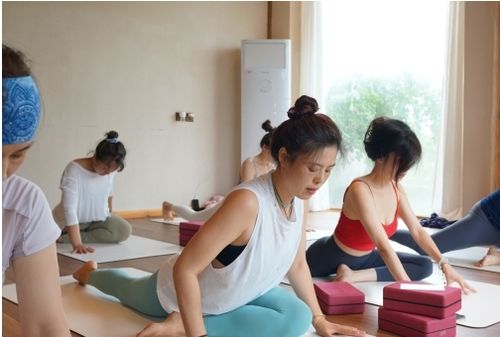 球速体育：简橙教育平台让中老年人实现老有所学老有所乐(图4)