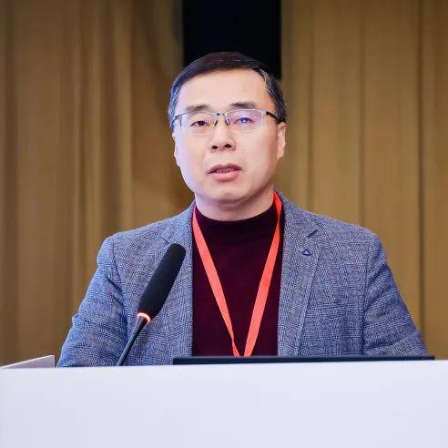 专家共谈发展老年教育赋能银发经济(图3)