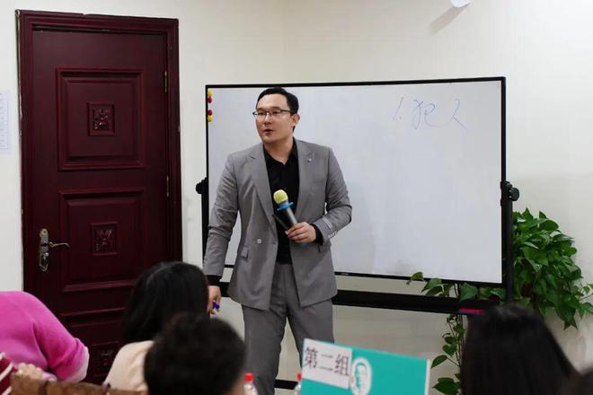 球速体育网站：同心共赴新征程共绘蛇年新辉煌——孟奇鹏小儿推拿2025开年大训圆满落幕(图2)