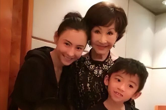 张柏芝不再隐瞒！坦白三胎与谢家的关系谢贤虽风流但并不下流(图22)