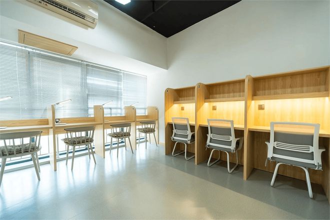 球速体育网站：智慧学习未来已来！【待你学AI智习室】灵活安排助力孩子前行(图3)