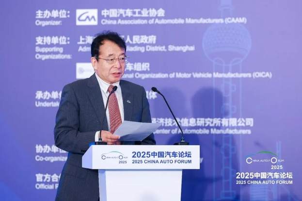 球速体育：提质向未来2025中国汽车论坛在上海嘉定圆满落幕(图11)