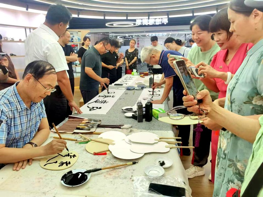 山东开放大学：聚力社区教育与老年教育共绘终身学习新蓝图(图2)