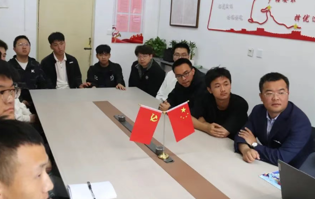 动力学子归薪火永相传欢迎优秀学子南家华“回家”共话成长(图3)