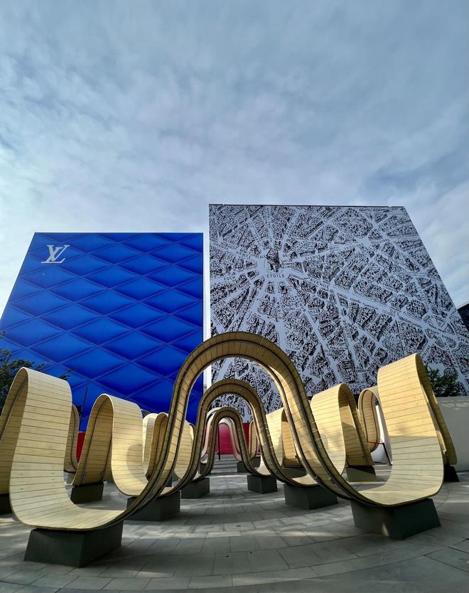 球速体育Welcome：中产消费观变化奢侈品牌收缩战线高端商场变局已至(图2)